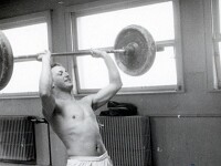 P080-1 > INS. Musculation. Baudot Lucien.